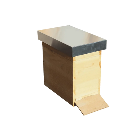 Ablegerkasten Dadant Blatt aus Holz mit aufgesetztem Metalldeckel und Flugbrett, geschlossene Ansicht zur Bildung und Führung von Ablegern
