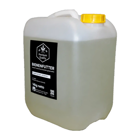 14kg Futtersirup im Mehrwegkanister mit gelbem Deckel und schwarz weissem Etikett mit der Aufschrifft Bienenfutter 